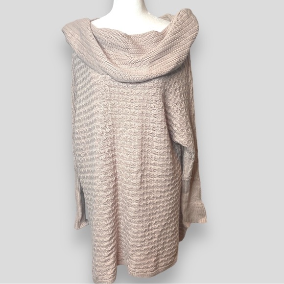 NWOT Off Shoulder Slouchy Sweater Chunky Knit Size L Light Pink Shein - Picture 1 of 6